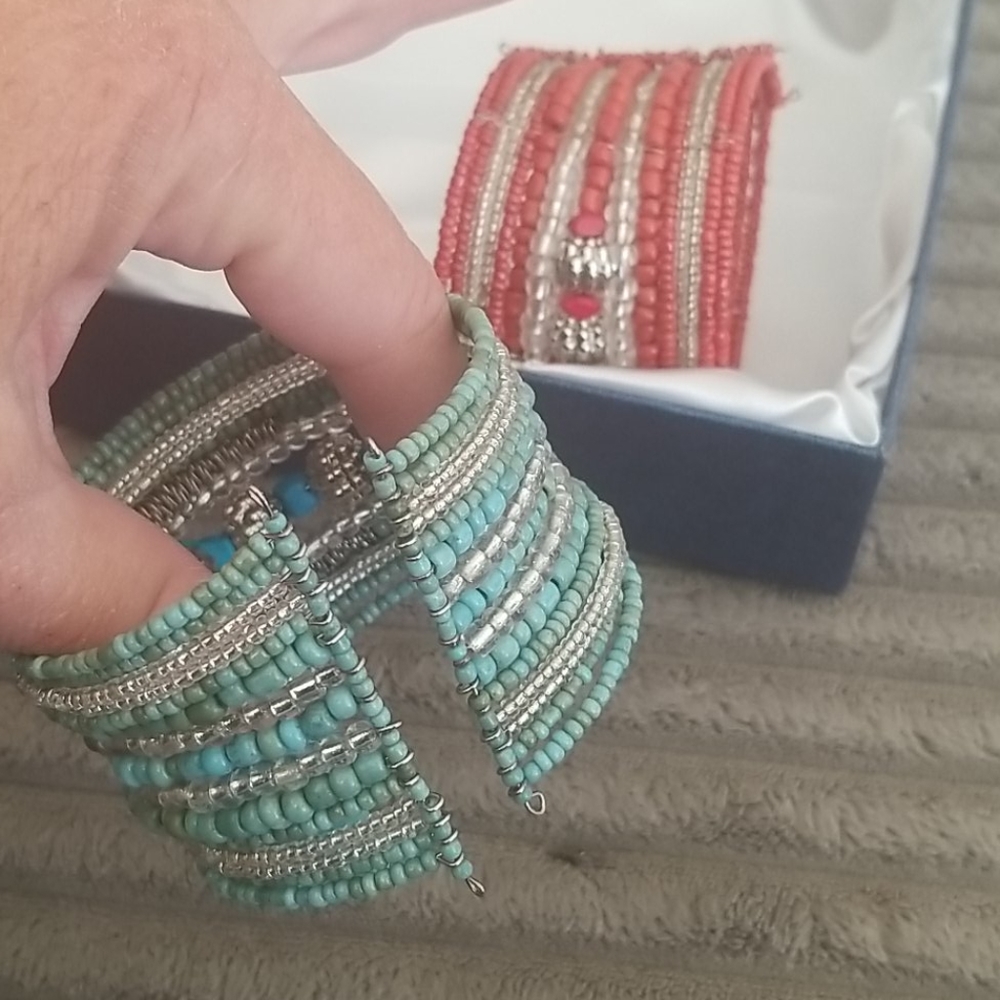 Bracelets- Handcrafted - Picture 2 of 3